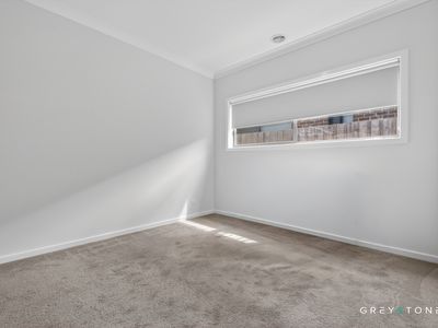 10 Riverton Boulevard, Harkness