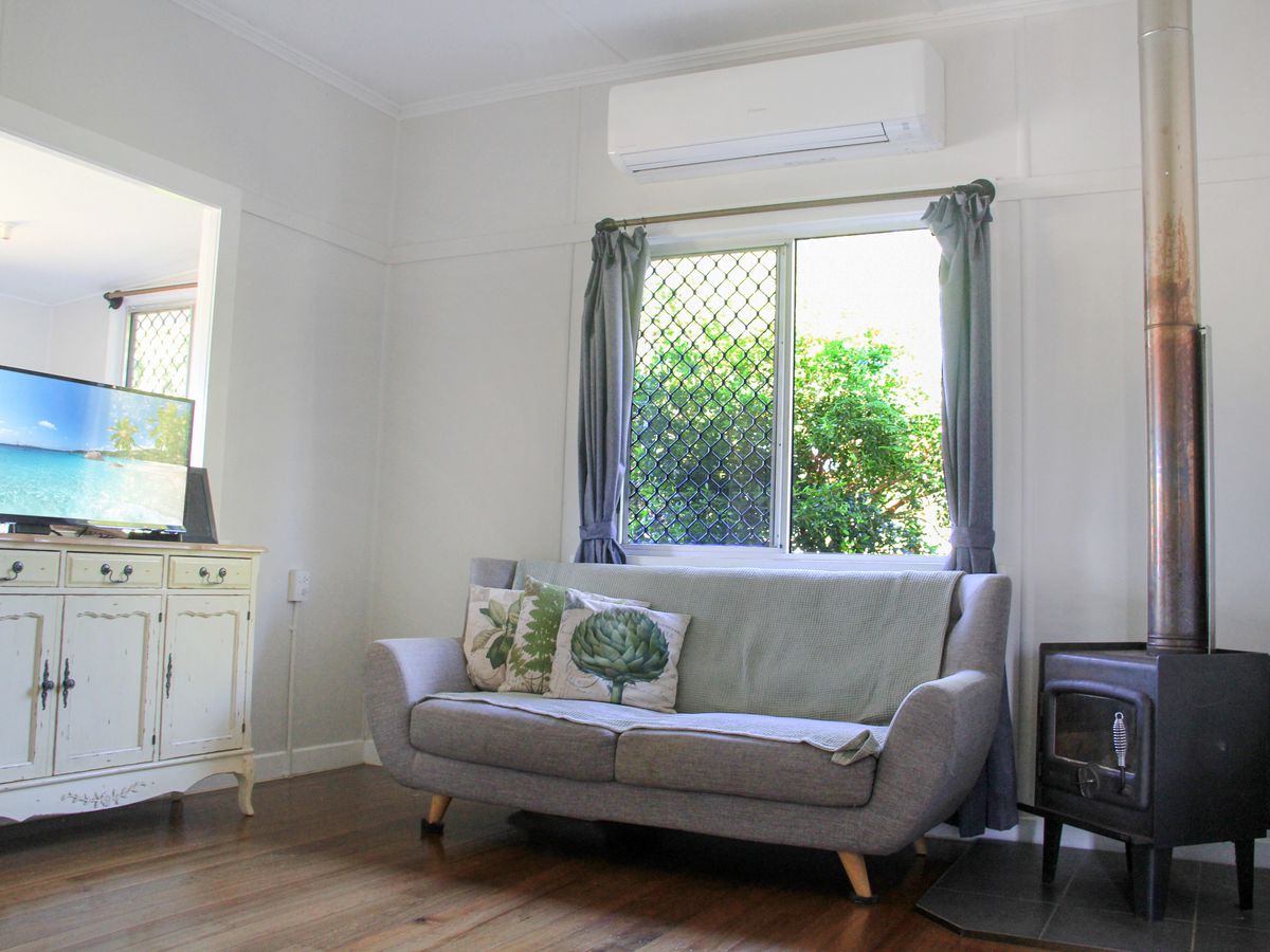 34 Solar Crescent, Atherton