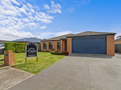14 Thornley Court, Sale