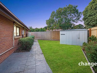 17 Warren Close, Narre Warren