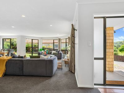 38 Cabeleigh Drive, Helensville