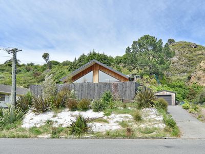 375 Port Hills Road, Hillsborough