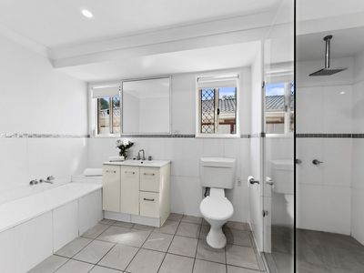 14 Lambourne Court, Lawnton