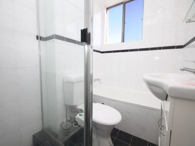 4 / 24-30 Fairmount Street, Lakemba