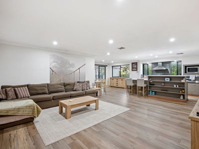 19 Lombadina Parade, Secret Harbour