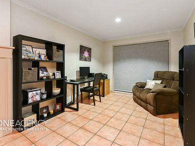 16 Coomaroo Street, Durack