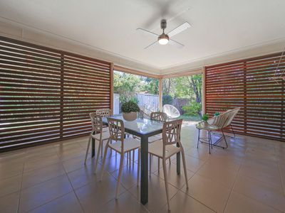 2222 Wynnum Road, Wynnum