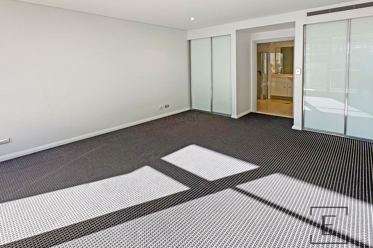 328 / 8 Lachlan Street, Waterloo