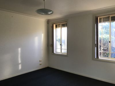 1 / 17 Acacia Avenue, Gwynneville