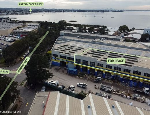 FLEXIBLE LEASING OPTIONS AVAILABLE