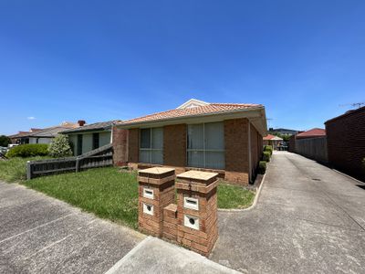 1/53 May Avenue, Altona Meadows