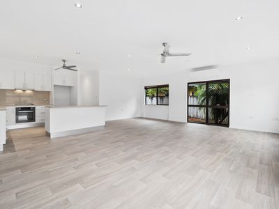 6 Walnut Street, Holloways Beach