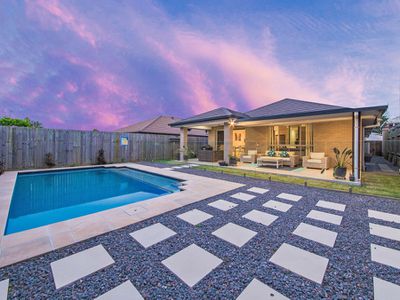 47 Schooner Circuit, Manly West