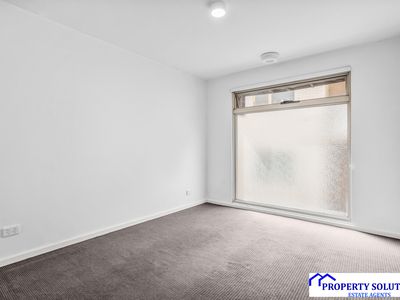 29 / 12 Close Avenue, Dandenong