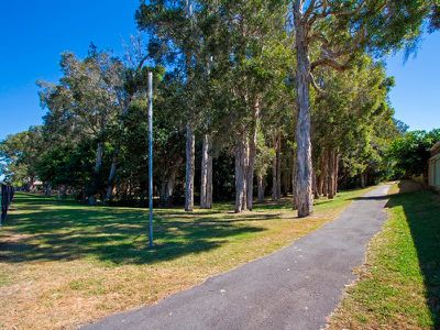 19 Brady Drive, Coombabah