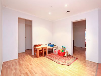 108 Oaktree Drive, Hampton Park