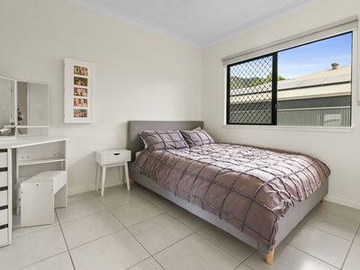 12 MAURO CLOSE, Bentley Park