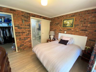 7A Hamilton Valley Court, Lavington