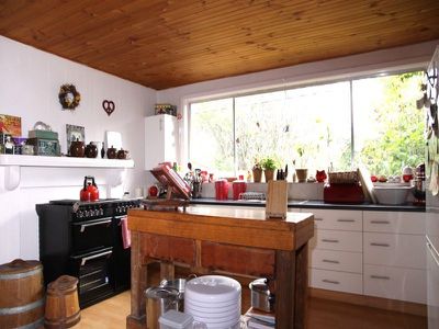 8269 Channel Highway, Cradoc
