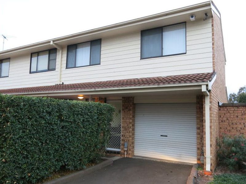25 / 221 Old Kent Road, Greenacre