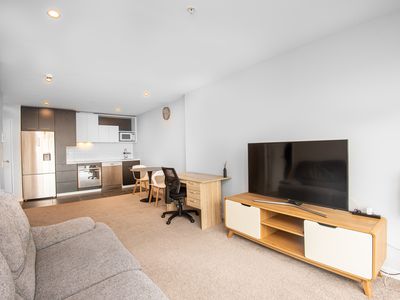 801 / 166 Victoria Street, Te Aro