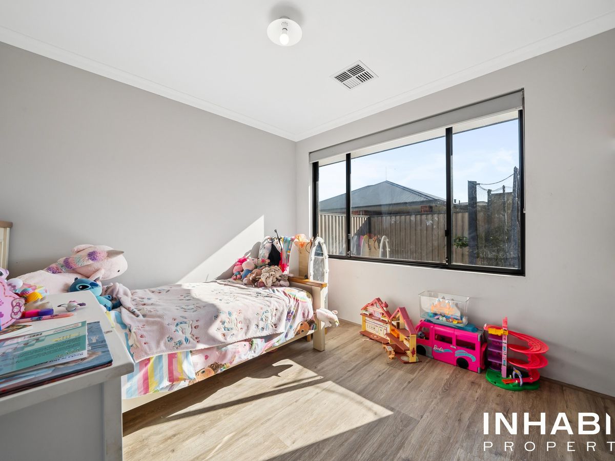 33 Heartwood Boulevard, Whitby