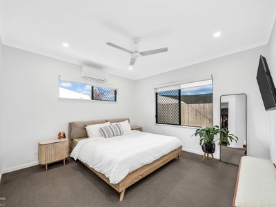 5 Girringun Parade, Mount Peter