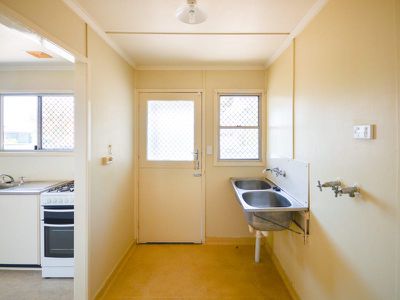 8 Mitchell Street, Riverview