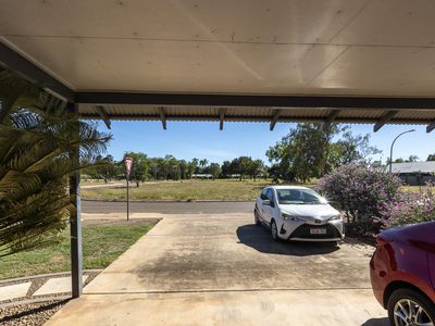 2 Tamarind Meander, Kununurra