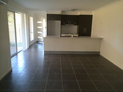 2 / 28 Littleford Circuit, Bundamba