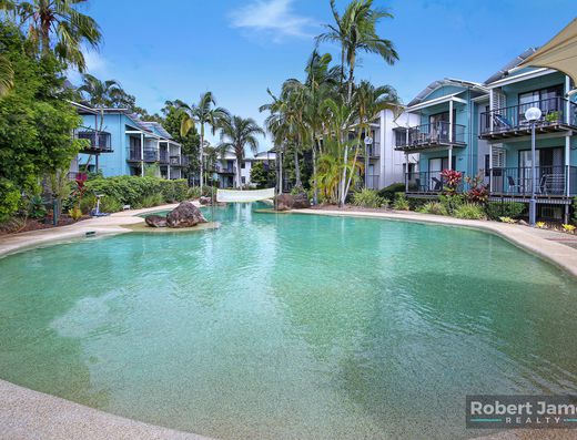 DUAL KEY TOWNHOUSE WITH MULTI USE OPTIONS! image 14