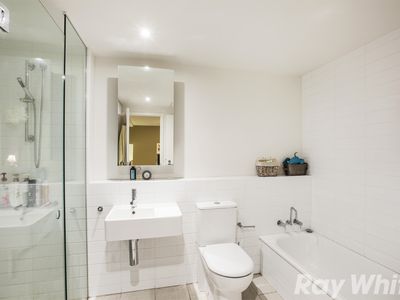 618/838 Bourke Street, Docklands