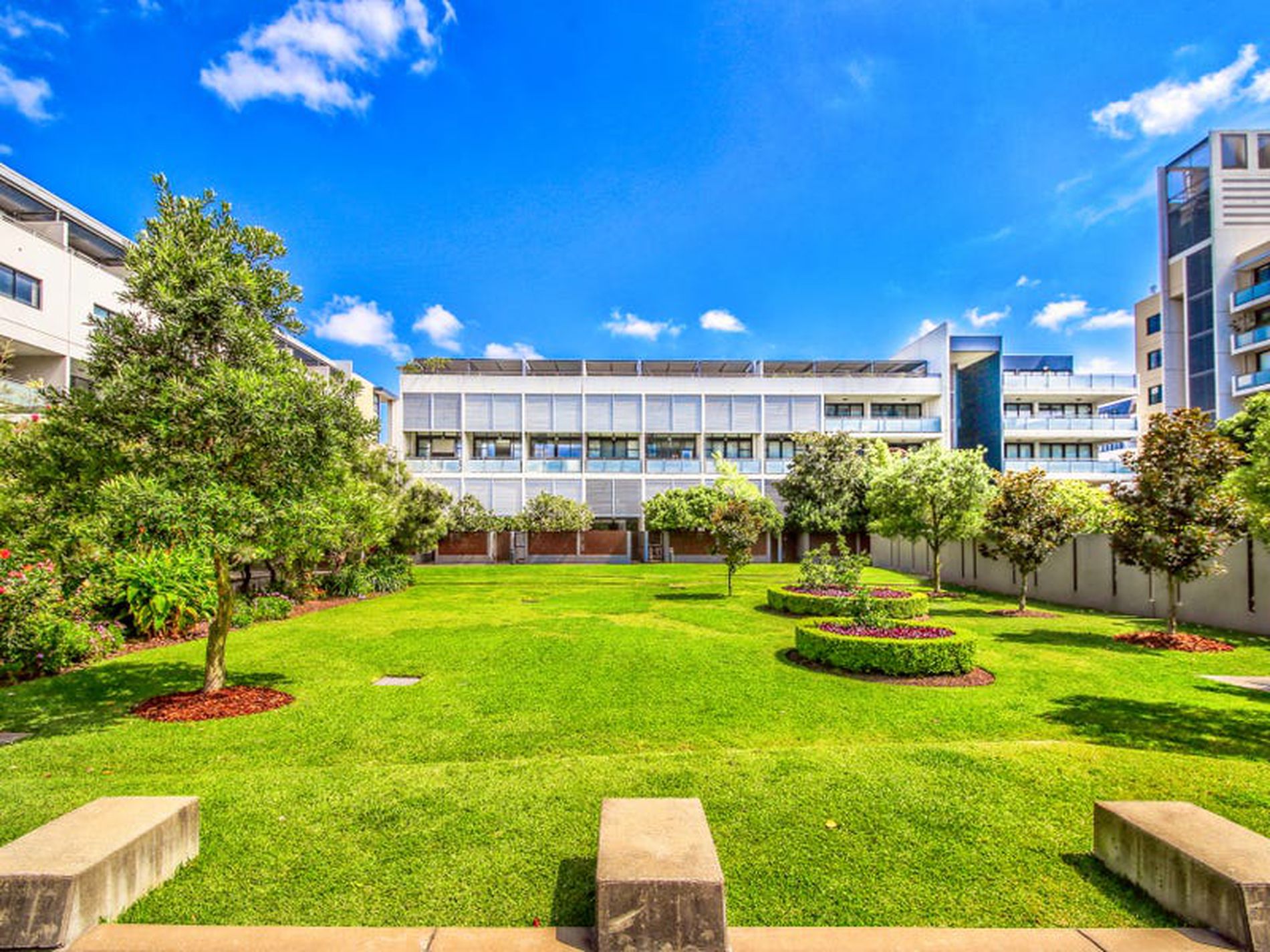 2118 / 8 Eve Street, Erskineville