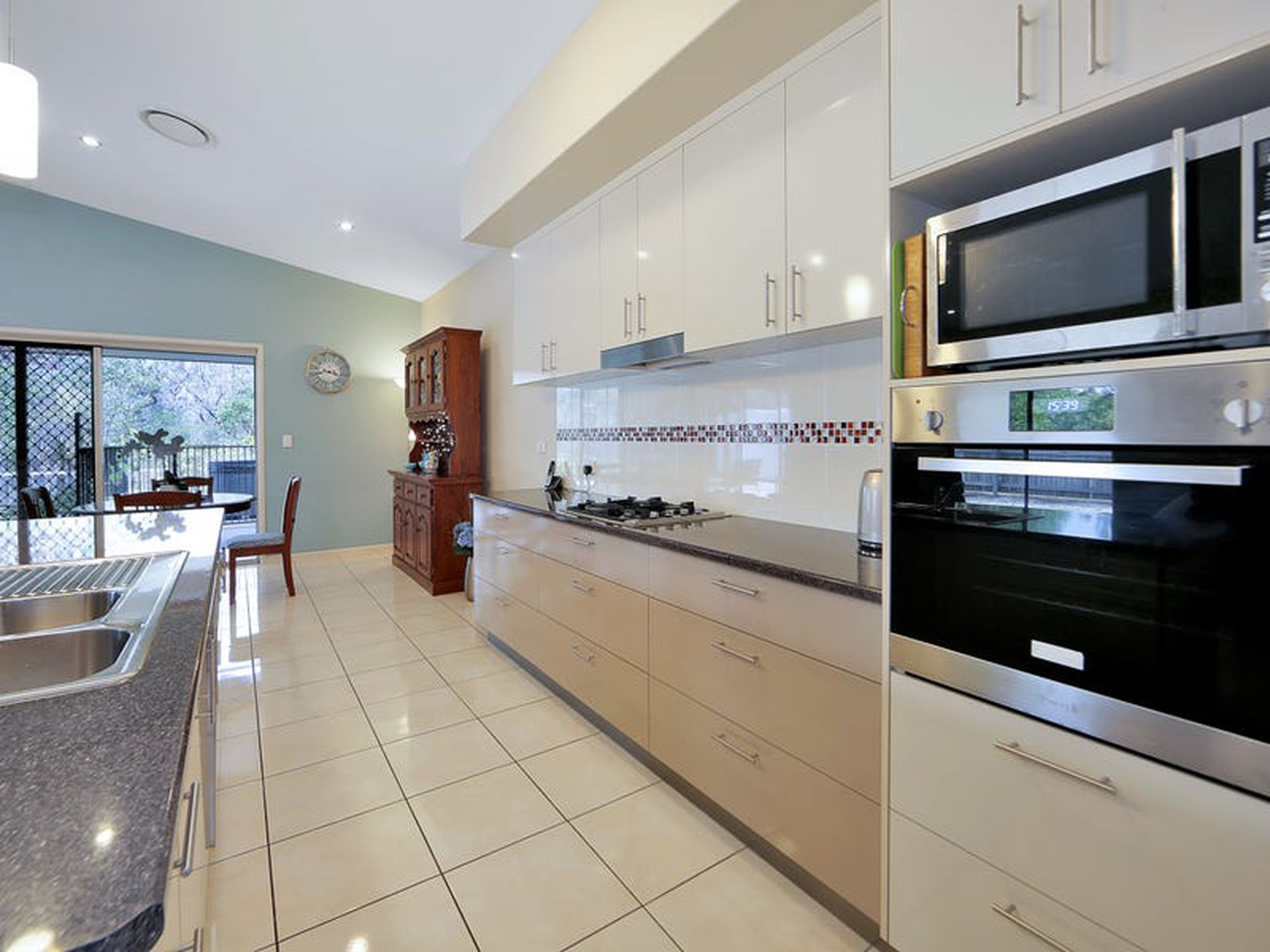 29 Ocean View Dr, Woodgate