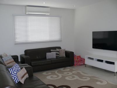 186 Henry Lawson Drive, Georges Hall