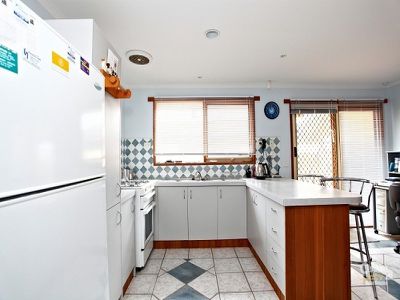 12 Emma Court, Hampton Park