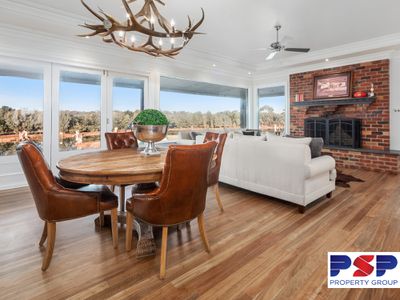 305 WINDERMERE ROAD, Lara