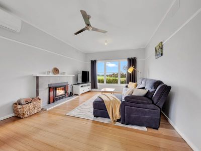 105 Chiltern Valley Rd, Rutherglen