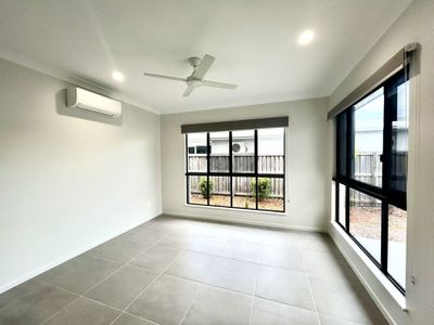 47 Seaside Parade, Palm Cove