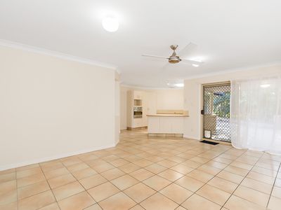 4 Gembrook Court, Parkwood