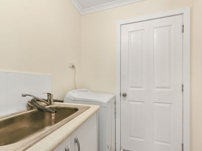 3 / 14 Macquarie Street, George Town