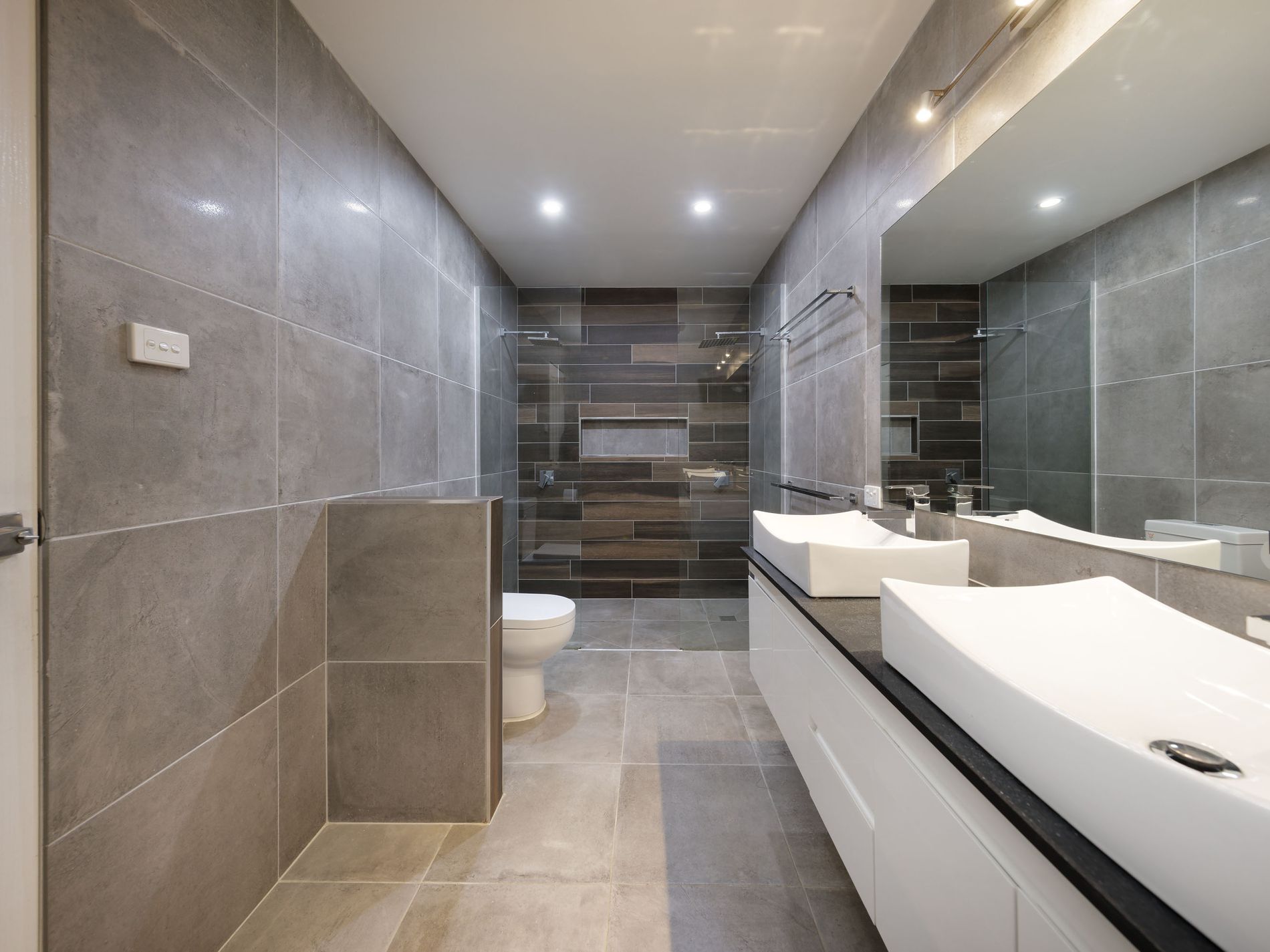 446 ROSE STREET, Lavington