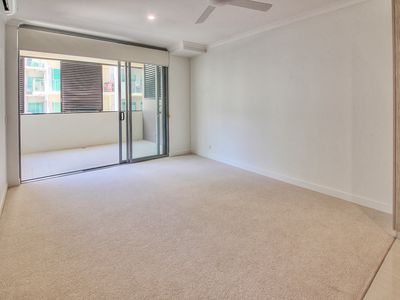 8309 / 43 Forbes Street, West End