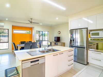 12 Helsham Street, Point Vernon