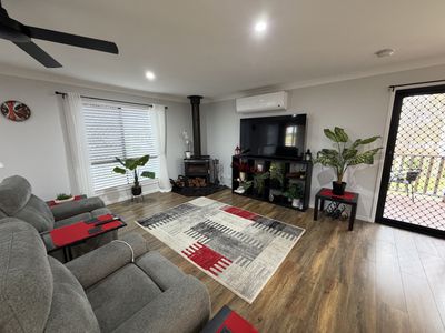 8 Hawthorne Street, Nanango