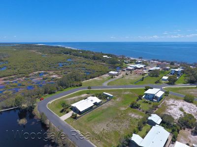 18 First Avenue, Woodgate