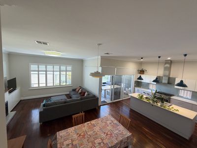 147 Anzac Rd, Mount Hawthorn