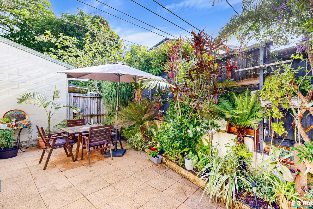 2 / 35 Toolar Street, Tewantin