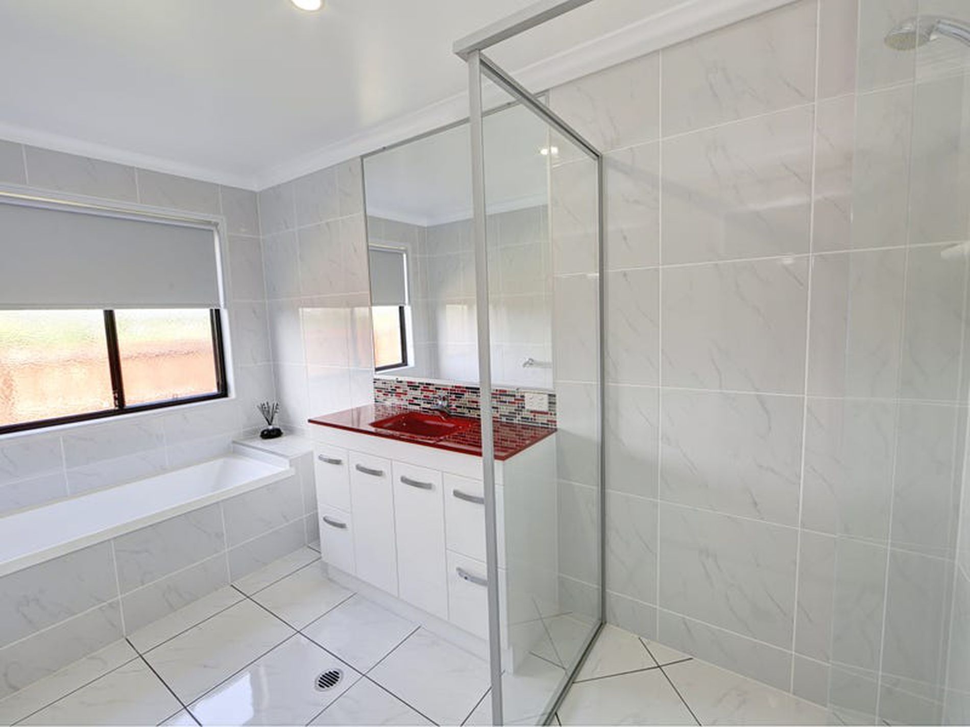 14 Whipbird Ct, Woodgate