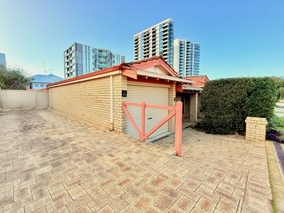 4 / 5-7 Helm Street, Mount Pleasant